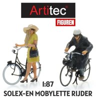 ARTITEC | SOLEX-EN MOBYLETTE RIJDER 2 FIGUREN 2 FIGUREN (READY-MADE) | 1:87
