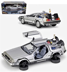 WELLY | BACK TO THE FUTURE DEEL II 'FLYING WHEELS VERSION' DELOREAN LK | 1:24