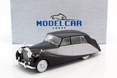 MODELCAR GROUP - ROLLS ROYCE SILVER WRAITH EMPRESS BY HOOPER (black/silver) 1956 - 1:18