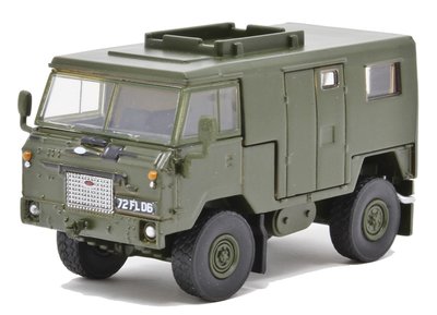 OXFORD DIECAST | LAND ROVER FC SIGNALS NATO GREEN | 1:76