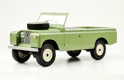 MODELCAR GROUP | LAND ROVER 109 PICK-UP SERIES II OPEN (OLIVE GREEN) 1959 | 1:18