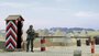 ARTITEC | WEHRMACHT WACHTPOST MET SCHILDWACHT 1X (READY-MADE) | 1:87_